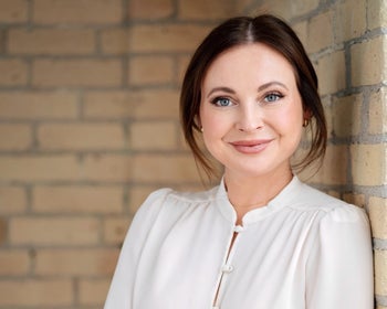 Portrait of Jennifer Henderson, Broker of Record / Owner